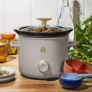 NIB Beautiful by Drew Barrymore 2qt Slow Cooker- Porcini Taupe